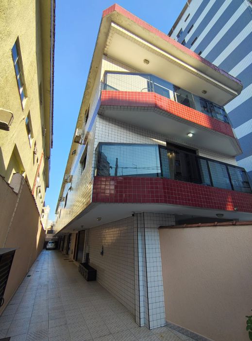 Casa Triplex - Venda - Centro - São Vicente - SP