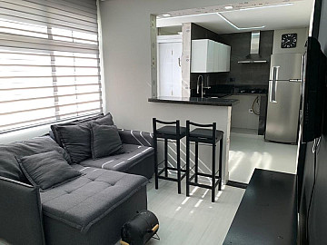Apto 65m� 02 quartos 02 banheiros Reformado Porteira fechada