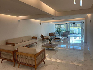 Apartamento no Canto do Forte, 1 quarto com Su�te e lazer.