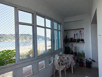 Apto 120.39m� 03Q. 02WC Sala ampla Sacada vista Mar Centro
