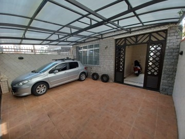 Casa 3 quartos 1 suíte na Encruzilhada