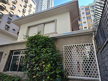 Casa com excelente localiza��o para com�rcio no Gonzaga